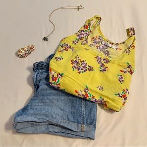 🎉HP🎉 Yellow Flower Tank